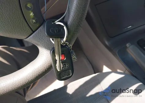 2005 Toyota Camry Le из США, поврежденный, VIN 4T1BE30K25U079695